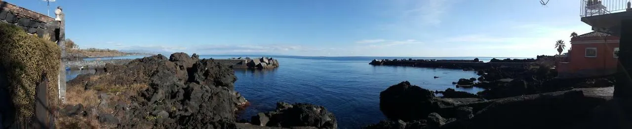 Holiday home La Barca Di Pozzillo Villa Acireale Italy